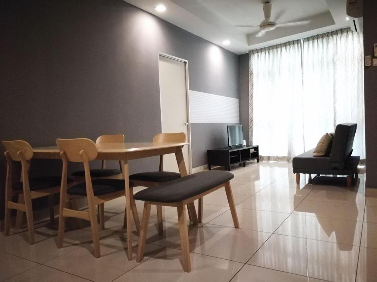 Central Residence Homestay2 @ Sungai Besi, Kuala Lumpur Esterno foto